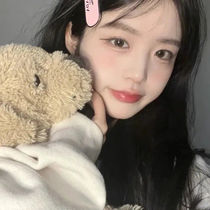 明月照尖东